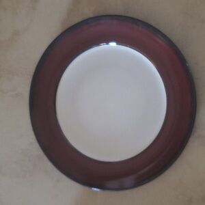 Mikasa Belmont Dinner Plate